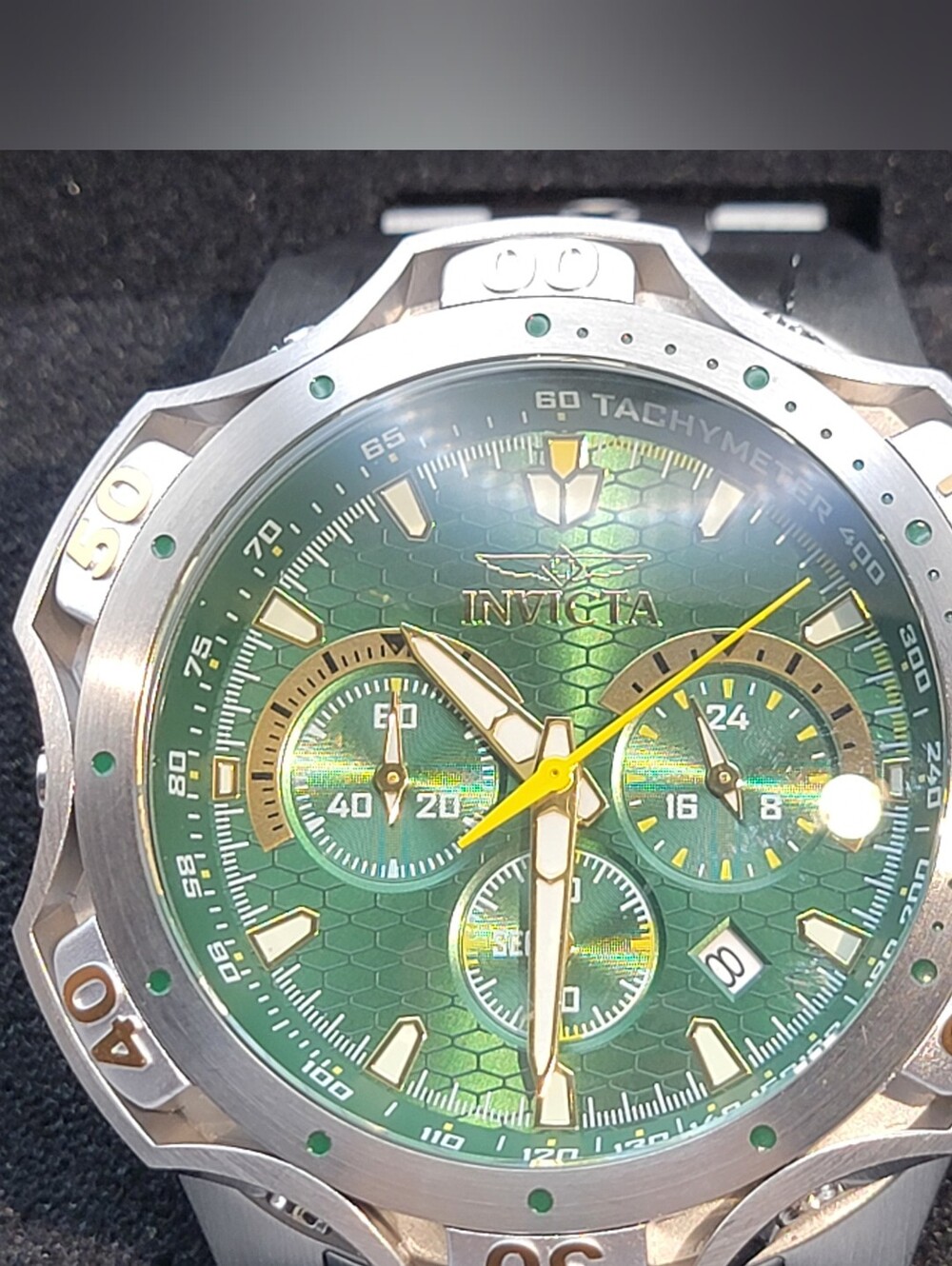 NEW 🐍 Invicta Venom Combat Men's Watch 52.5mm Stainless 47762 Green Statement - Picture 3 of 10